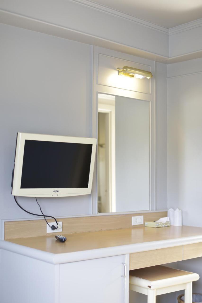 Patong Beachfront Boutique Hotel Экстерьер фото