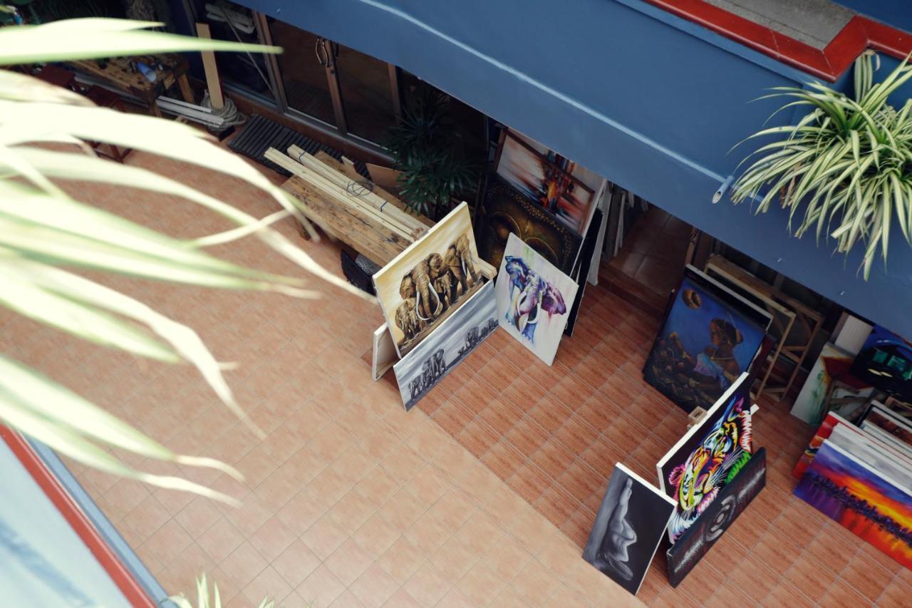 Patong Beachfront Boutique Hotel Экстерьер фото