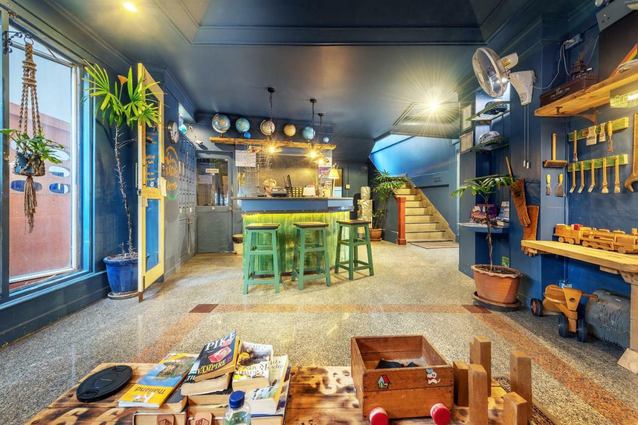 Patong Beachfront Boutique Hotel Экстерьер фото