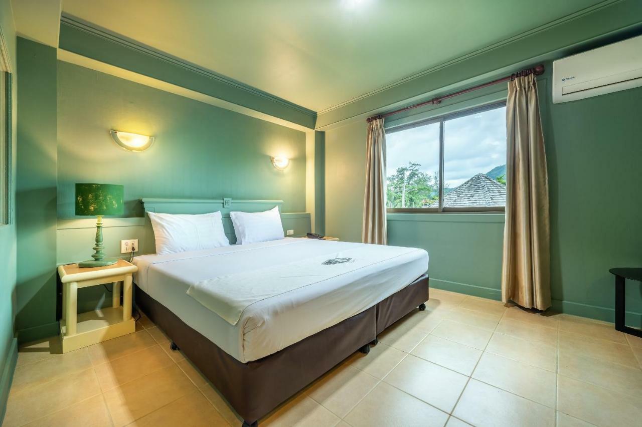 Patong Beachfront Boutique Hotel Экстерьер фото